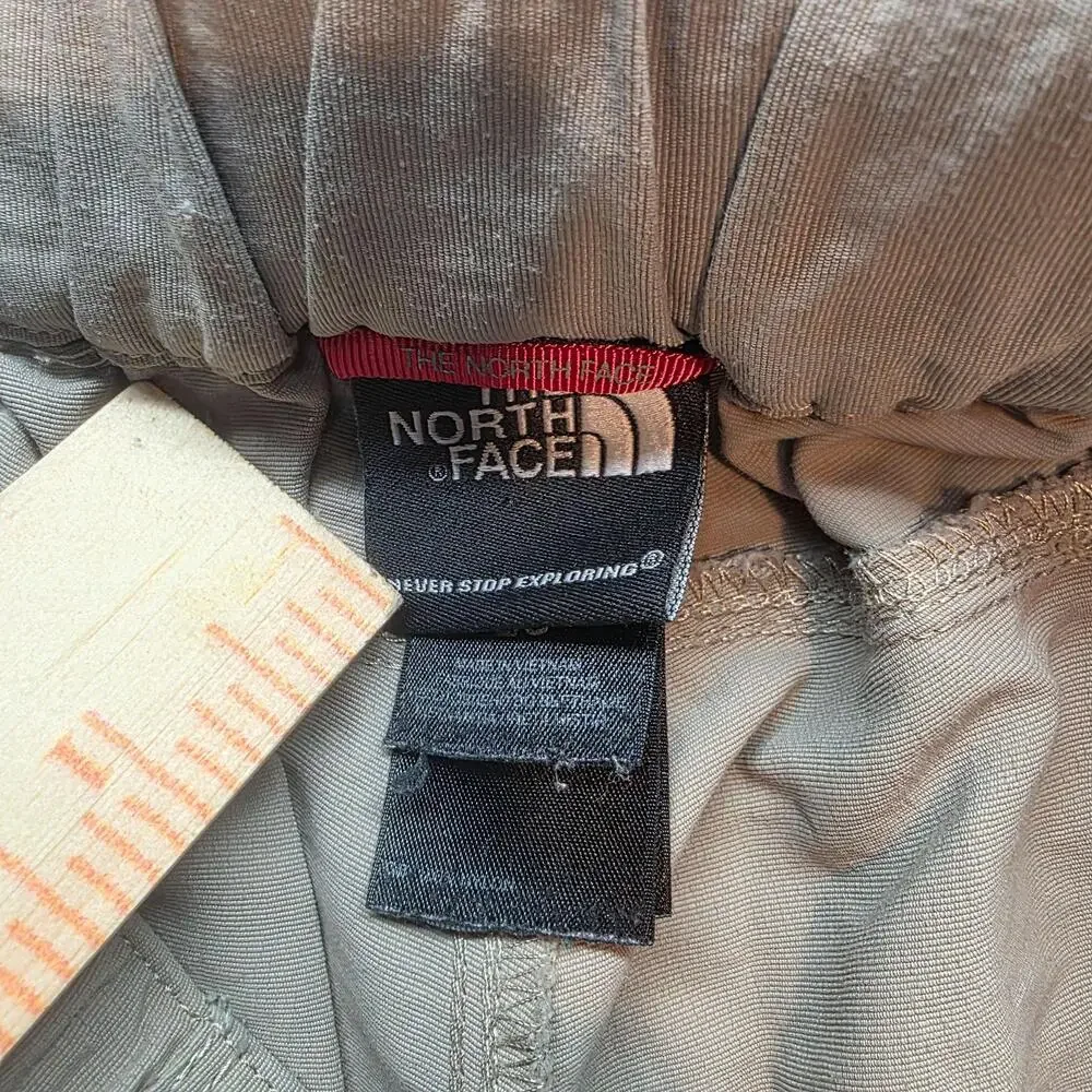 The North Face Cargo Pants Mens 32x32 Beige Convertible Nylon Elastic Waist